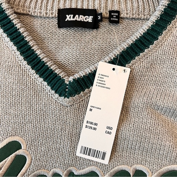 X-LARGE LINE KNIT V NECK SWEATER SIZE M - Picture 11 of 11